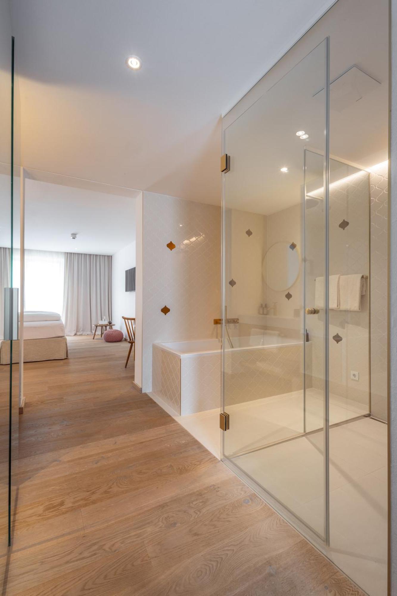 Boutiquehotel Zum Goldenen Hirschen Gmunden Εξωτερικό φωτογραφία