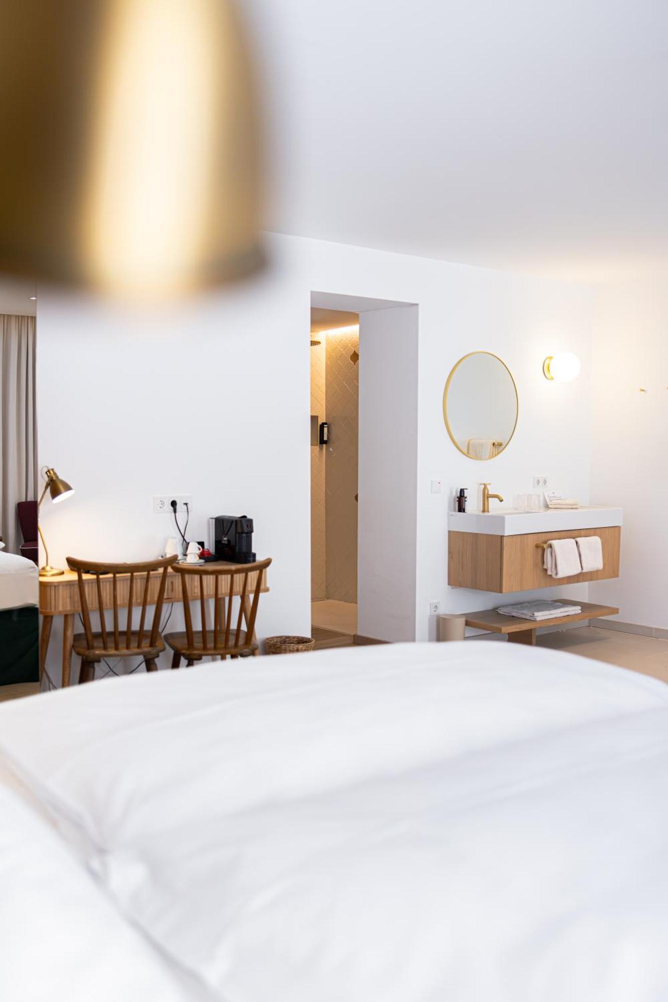 Boutiquehotel Zum Goldenen Hirschen Gmunden Εξωτερικό φωτογραφία
