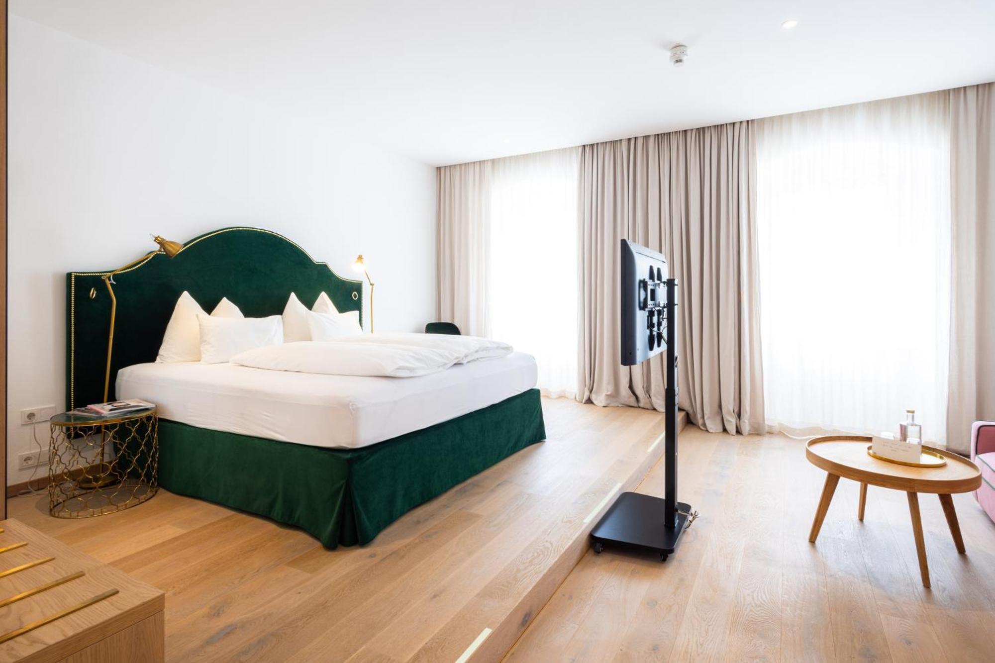 Boutiquehotel Zum Goldenen Hirschen Gmunden Εξωτερικό φωτογραφία